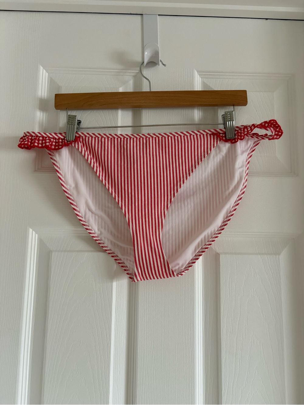 NWT Aerie Seersucker Ruffle Bikini Bottom - Picture 2 of 5